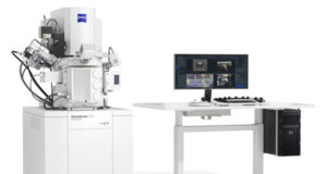 Plataforma Crossbeam 550 Samplefab FIB-SEM