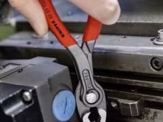 Los brazos estrechados hacia el pasador facilitan la operación en espacios reducidos.