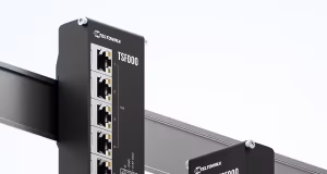 Switch PoE+ industrial TSF000 de bajo perfil